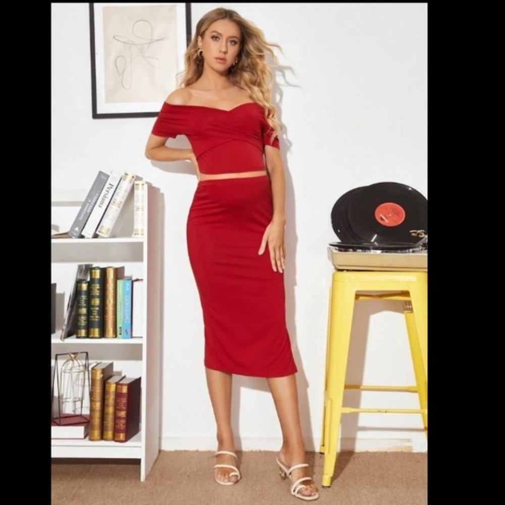 Maternity Off Shoulder Top & Split Hem Skirt